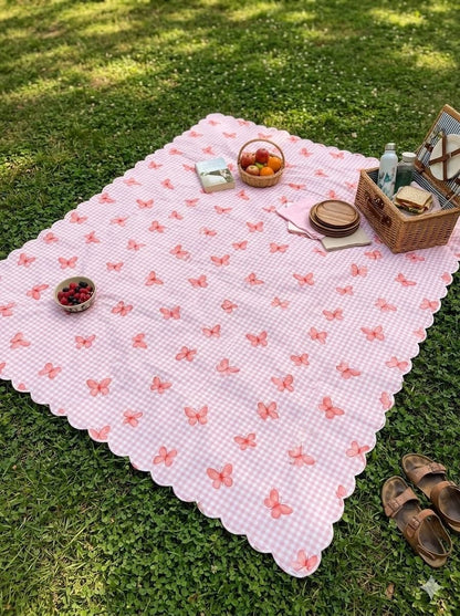 مفارش البيكنك التريند - تصميم الكرز والفيونكة الوردي | Trendy Picnic Blankets - Cherry & Pink Bow Design